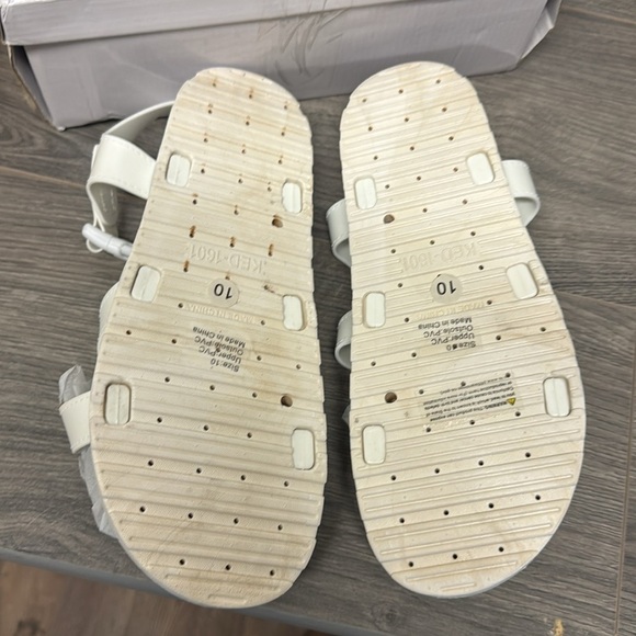 Olivia Miller Women's Fashion Sandal - Picture 3 of 6